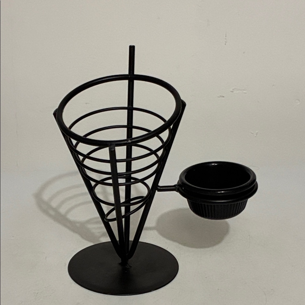 Black Metal Cone Fry Basket with Dipping Sauce Holder